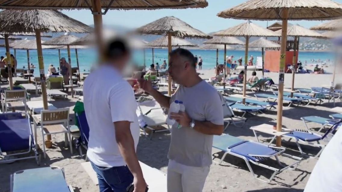StrandliegenGriechenland.JPG