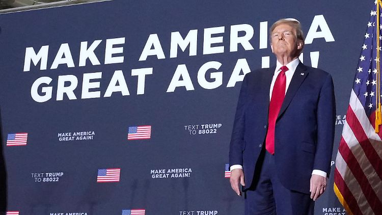 "Es wäre wichtig gewesen, im Gespräch zu bleiben mit dem Trump-Lager", so Beyer. 