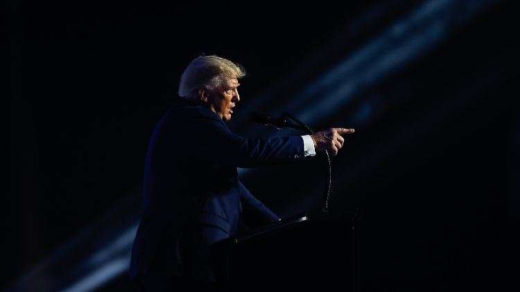 Donald Trump wird Kamala Harris anders als Joe Biden attackieren müssen.