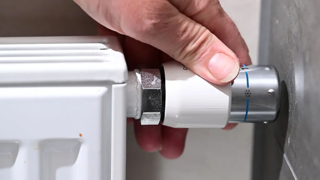 Das-umstrittene-Gebaeudeenergiegesetz-GEG-soll-Anfang-2024-in-Kraft-treten