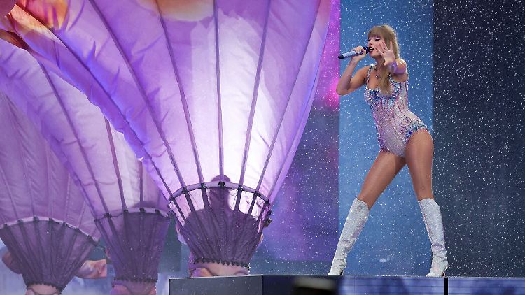 Ob nass oder trocken: Taylor Swift bietet ihren Fans die perfekte Show.