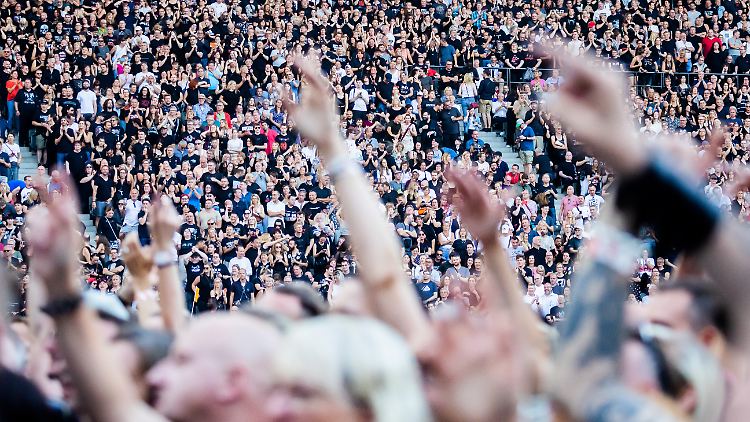 100.000 Menschen im Berliner Olympia-Stadion sollen Ziel des perfiden Anschlagsplans werden.