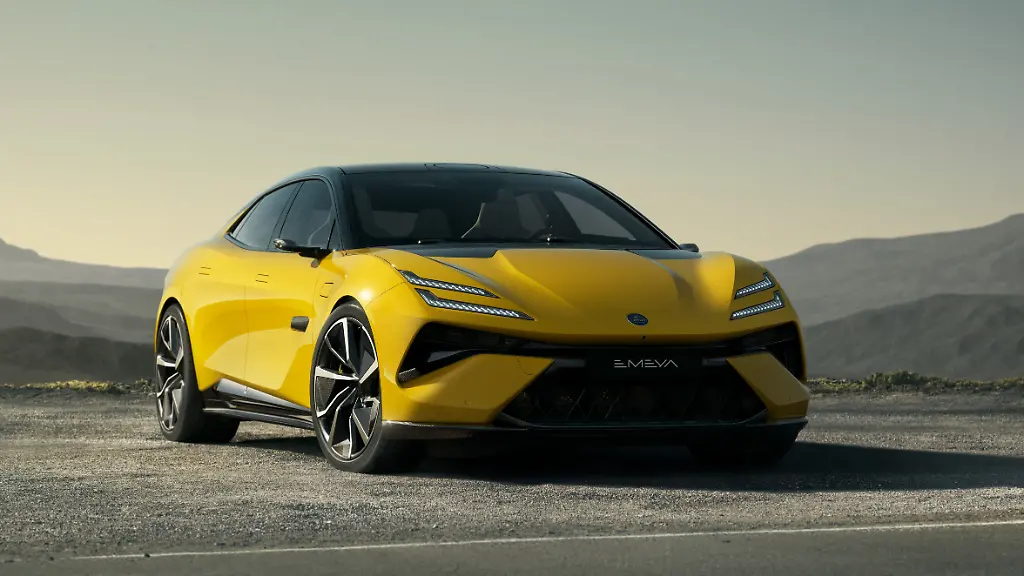 sh02004-011-Lotus-Alpha-78Front-Comp12-RBN-FinalArt-Lotus