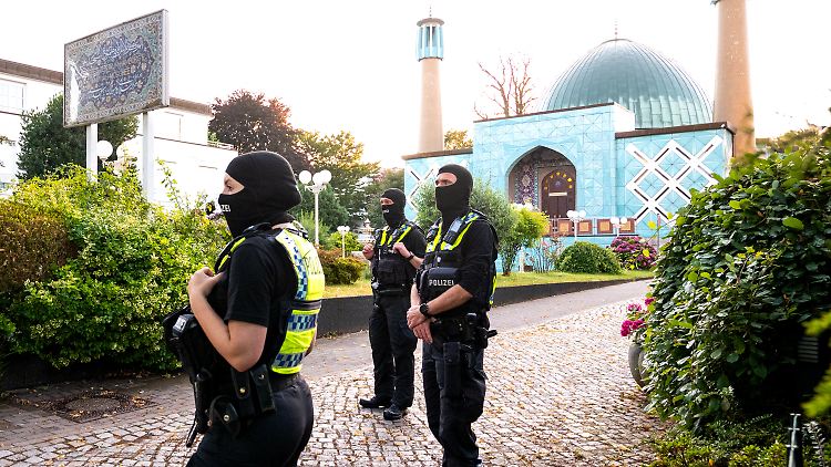 Seine Aufgabe sei, "die vorhandene Infrastruktur für Tausende schiitische Muslime aufrechtzuerhalten", erklärt der Zentralrat der Muslime.