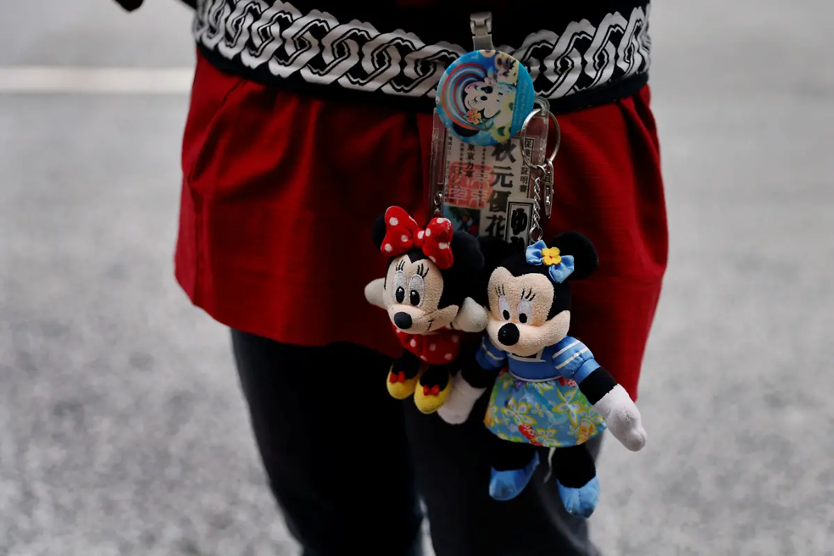 2023-09-25T230151Z-2142004954-RC2QS2A0DCTO-RTRMADP-3-JAPAN-WOMEN-RICKSHAW