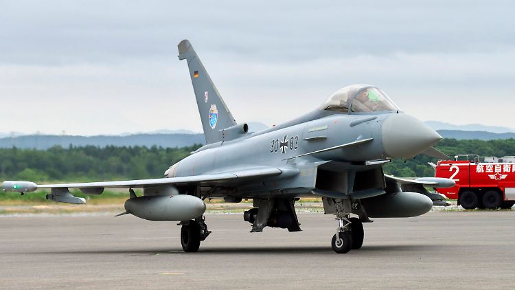 Ein Eurofighter Typhoon der Bundeswehr vor wenigen Tagen in Japan.