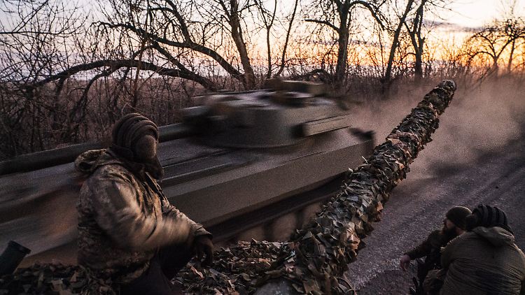 Falsche Entscheidungen sollen angeblich zu hohen Verlusten in der 59. Motorisierten Infanteriebrigade geführt haben.