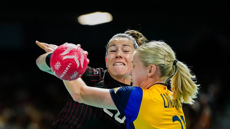 Emily Bölk und den DHB-Frauen winkt das schnelle Ende des olympischen Turniers.