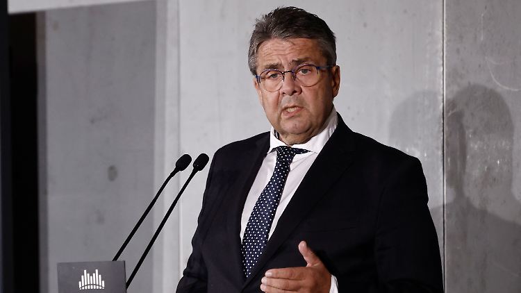 Deutschland könnte im Fall eines Atomkrieges das Schlachtfeld werden, warnte Ex-Vizekanzler Gabriel.