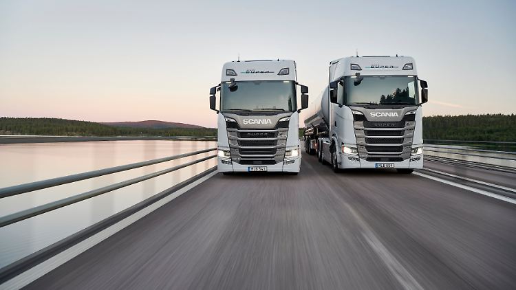 Diesel-LKW könnten künftig mit dem Alternativ-Kraftstoff HyFiT kllimafreundlicher unterwegs sein.