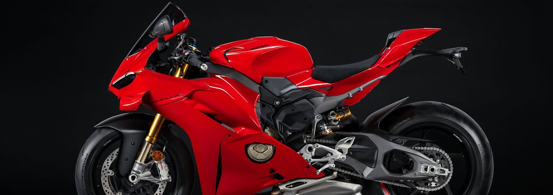 MY25_PANIGALE_V4S__03__UC662194_High.jpg