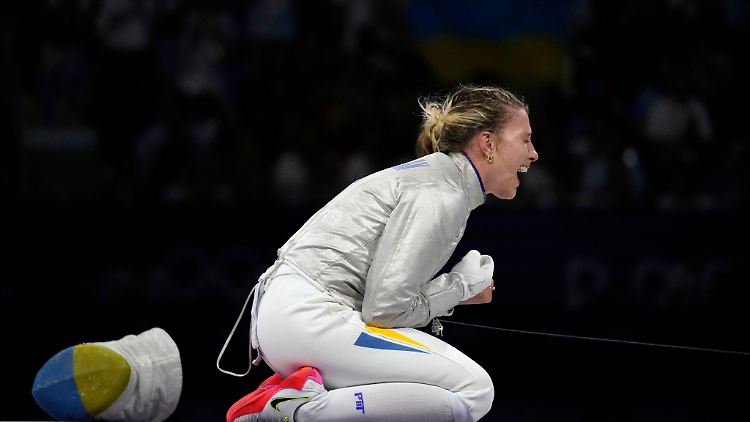 Olga Charlan holte die erste Medaille für die Ukraine bei Olympia in Paris, nun sorgt sie sich um die Zukunft ihrer Sportart.
