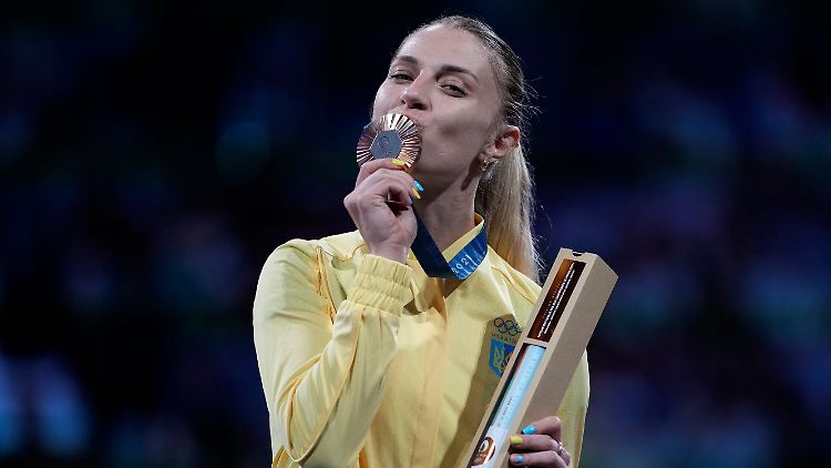 Olha Charlan hat die erste Medaille für die Ukraine bei den Olympischen Spielen in Paris gewonnen.
