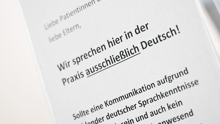 Eine Praxis am Bodensee soll angefragt haben, ob sie das Schild übernehmen darf.