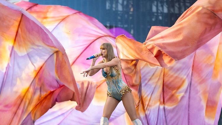 Taylor Swift bricht mit der "Eras"-Tour eine Reihe von Rekorden. Auch das Fandome nimmt besondere Ausmaße an.