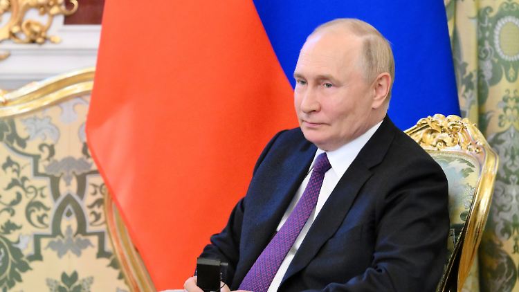 Putin unterschrieb ein Dekret, um die Zahlung auf 400.000 Rubel zu erhöhen. 