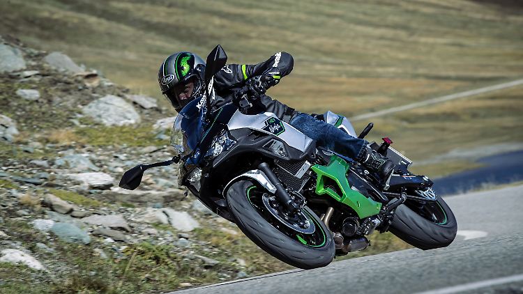 Die Kawasaki Ninja 7 Hybrid verfügt über einen Hybridantrieb.