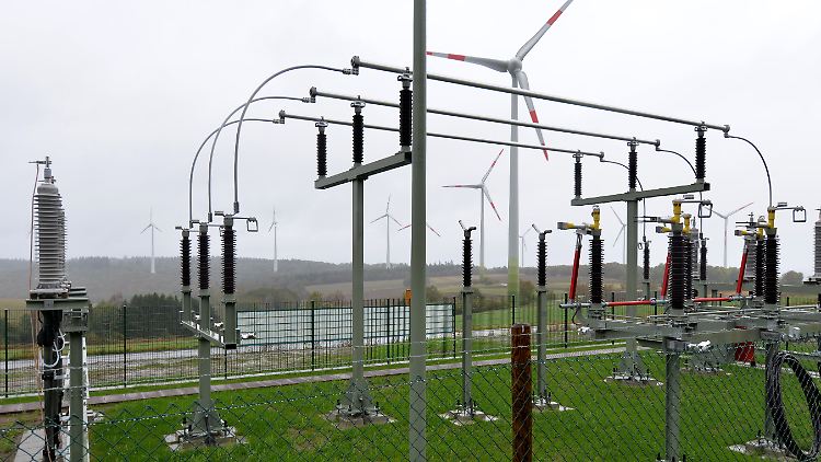 Im Rheinland-pfälzischen Lorscheid entsteht ein Windpark. Der erzeugte Strom soll an diesem Stationspunkt eingespeist werden.