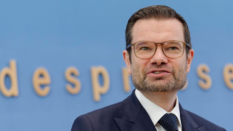 Justizminister Buschmann hatte den Generalbundesanwalt angewiesen, den verurteilten Mörder Krasikow freizulassen. 