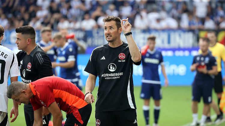 Miroslav Klose sah seinen 1. FC Nürnberg lange auf der Siegerstraße.