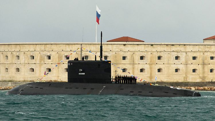 Die "Rostow am Don" 2020 im Hafen von Sewastopol.