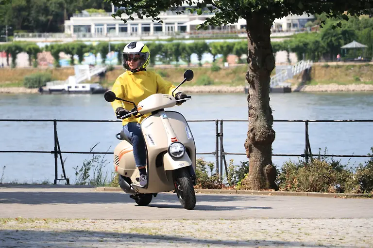 Vespa-GTV-300-FotoRKM-01