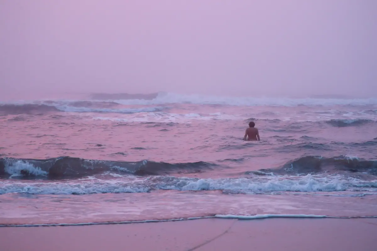 2019-09-22T095833Z-268248825-RC176D7B05F0-RTRMADP-3-BRITAIN-SKINNYDIP