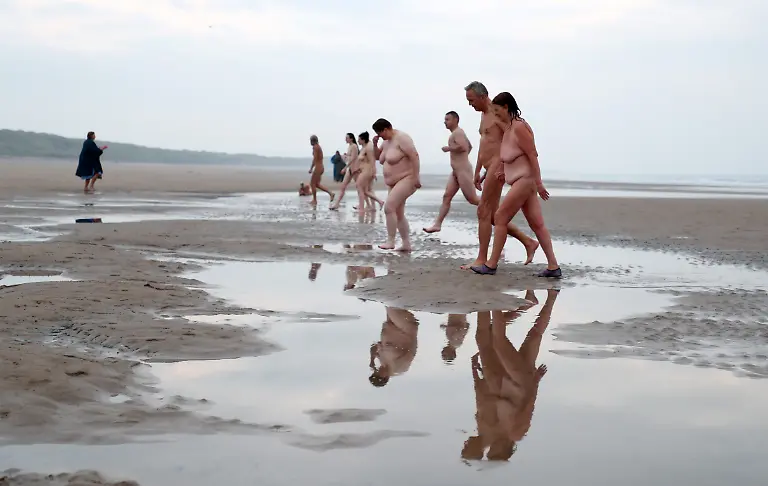 2021-09-19T074814Z-100653380-RC2VSP9FGPN5-RTRMADP-3-BRITAIN-DAILYLIFE