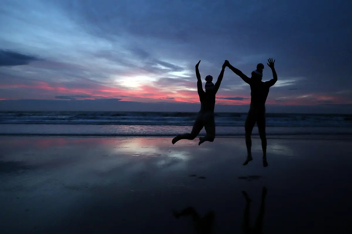 2023-09-24T074339Z-1770133337-RC2UE3ATGX2Z-RTRMADP-3-BRITAIN-EQUINOX