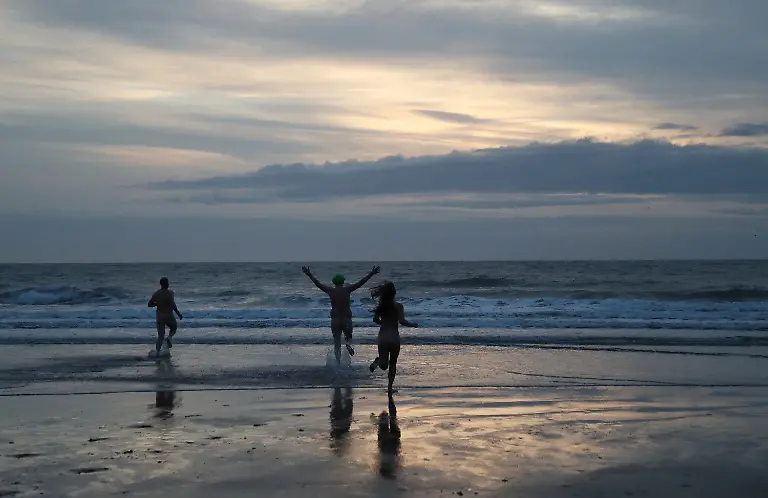 2023-09-24T073840Z-893531778-RC2VE3ADDBGC-RTRMADP-3-BRITAIN-EQUINOX