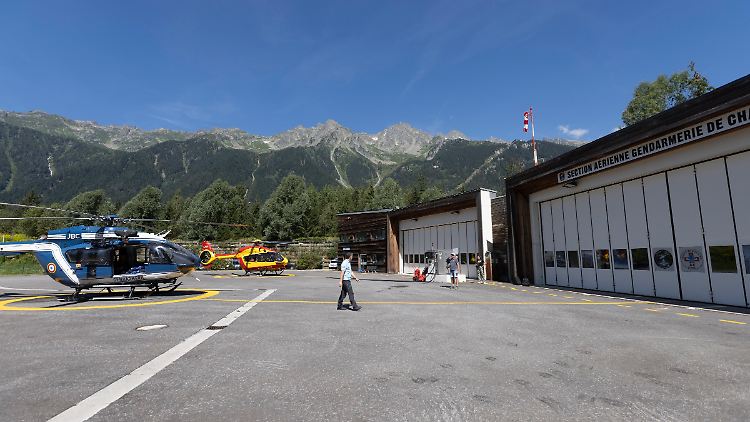 Bergrettung am Mont Blanc. Schwere Unglücke sind am höchsten Berg der Alpen keine Seltenheit.