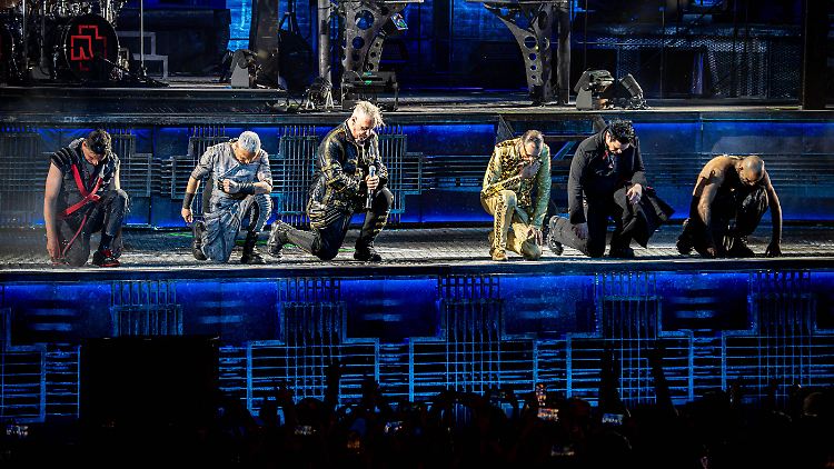 Rammstein danken ihren treuen Fans.