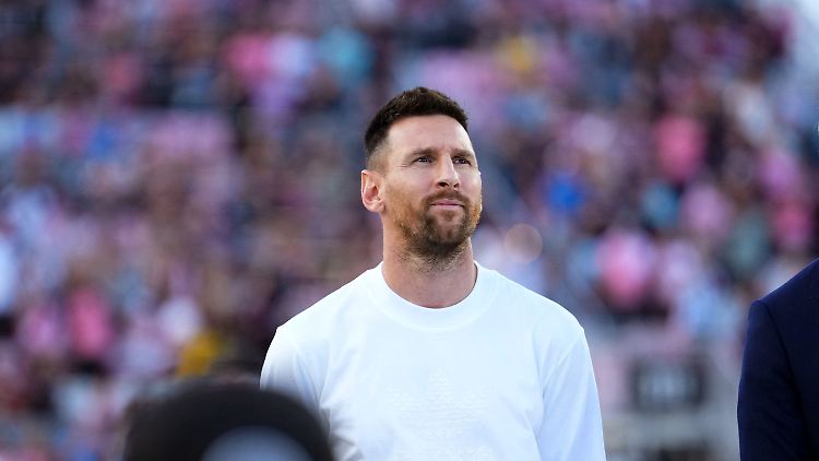 Lionel Messi lebt weit von Ibiza entfernt in Florida, wo er für Inter Miami spielt. 