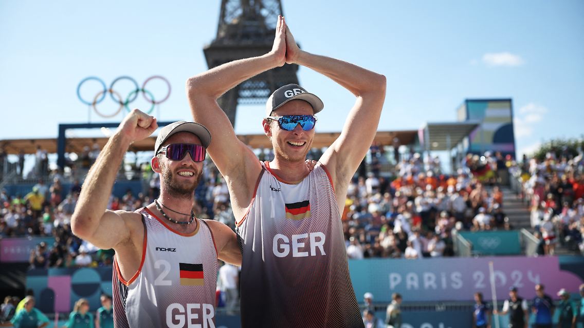 ... Einzug ins Halbfinale und ist den Medaillen ganz nah. (ara)