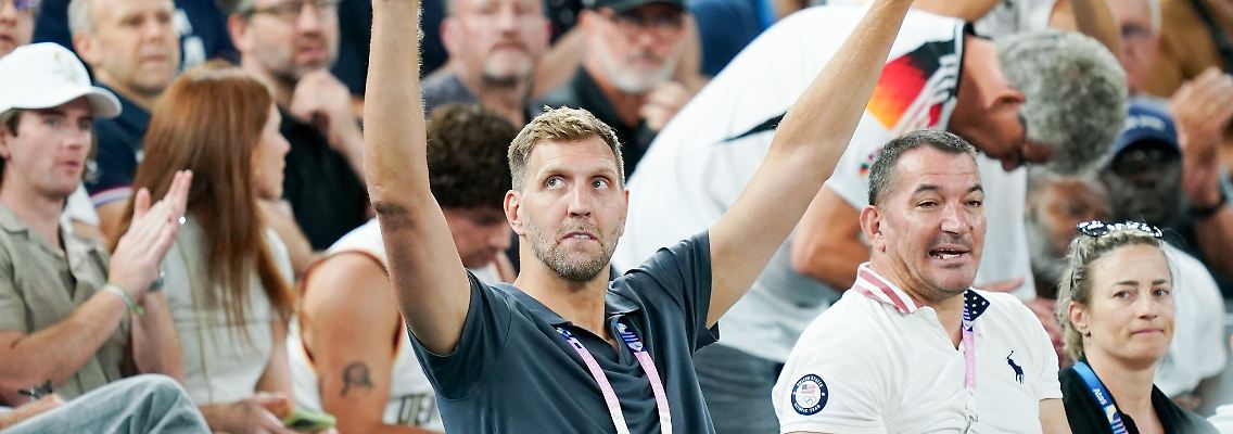 Dirk Nowitzki fiebert in Paris mit den deutschen Basketballern mit.