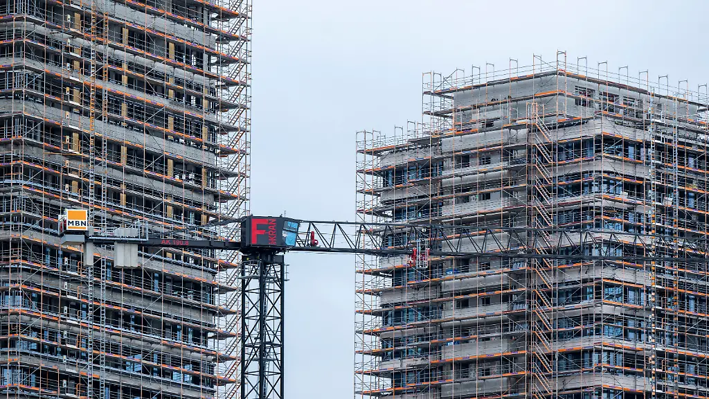 c04ac18266de2b2bd1a52ebc60d4ece1