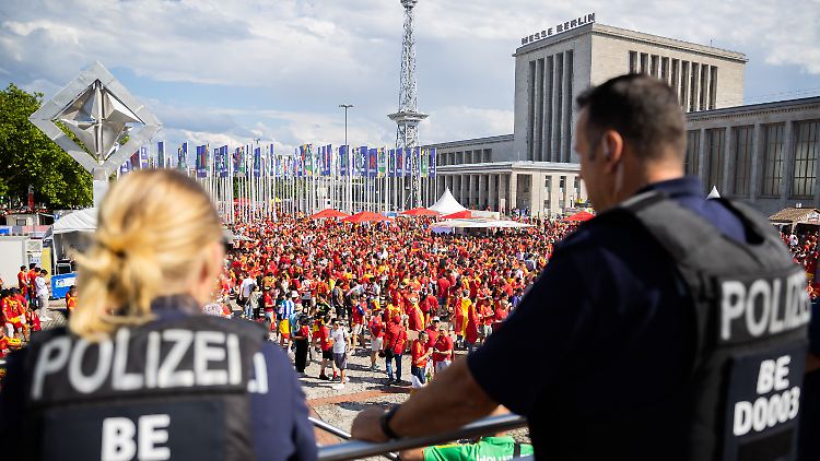 Bei der Fußball-EM in Deutschland hatten die Sicherheitskräfte alles im Griff.