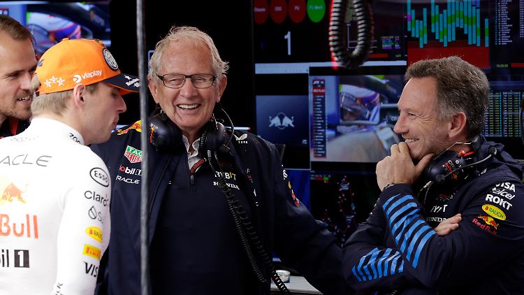 Bei Red Bull lachen offenbar alle wieder gemeinsam.