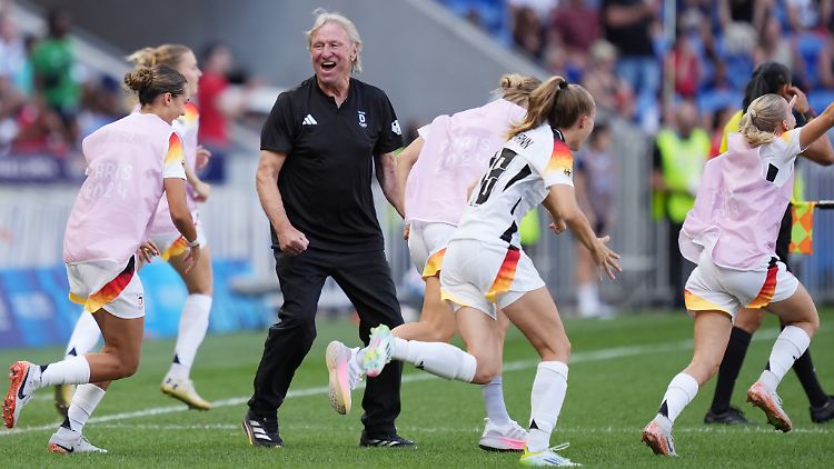 Es ist der bestmögliche Abschied: Bronze für Horst Hrubesch und das DFB-Team.