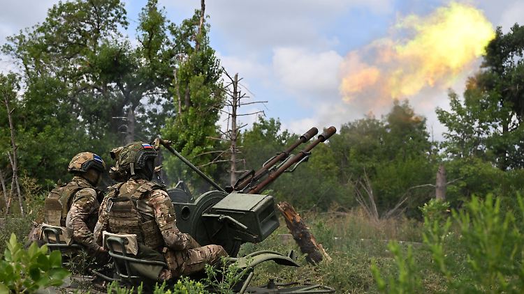 Russische Soldaten an der Front.