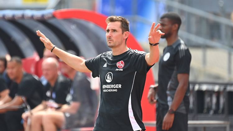 Miroslav Klose feierte seinen ersten Sieg als Trainer im deutschen Profifußball.