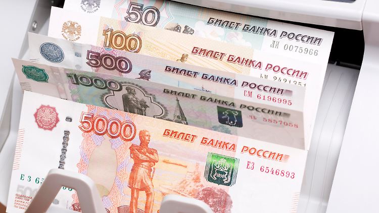 Die russische Landeswährung hat sechs Prozent ihres Wertes zum US-Dollar verloren. 