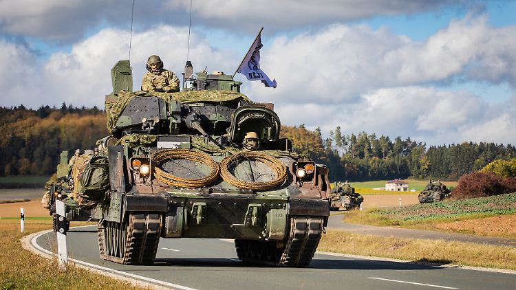 Das US-Militär will den Schützenpanzer Bradley ausmustern und sucht einen Nachfolger.