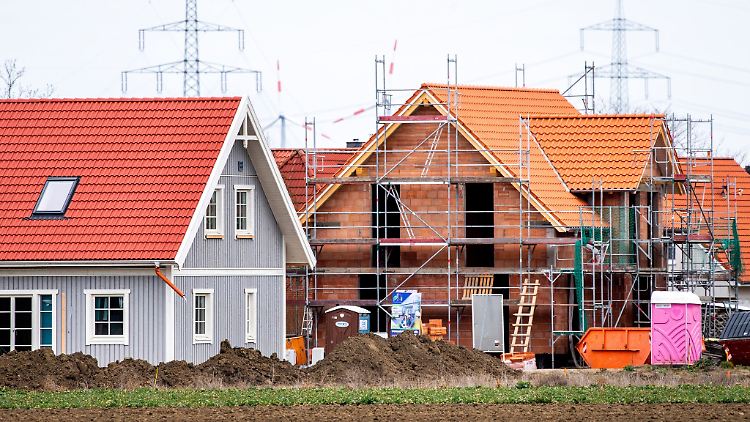 Bietet sich vor allem für Bauwillige an: ein kleiner Bausparvertrag.