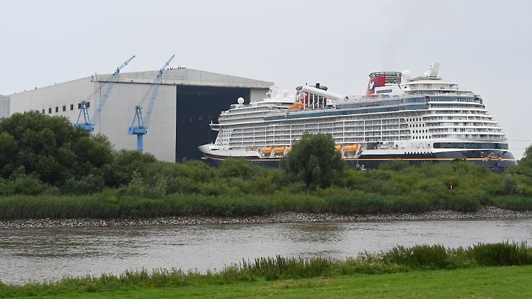 Die Meyer Werft muss bis Ende 2027 mehr als 2,7 Milliarden Euro aufbringen. 