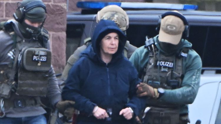 Daniela Klette wurde im Februar festgenommen und sitzt jetzt in Untersuchungshaft im niedersächsischen Vechta.