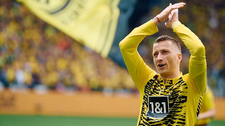 Reus muss sich an eine neue Trikotfarbe gewöhnen.