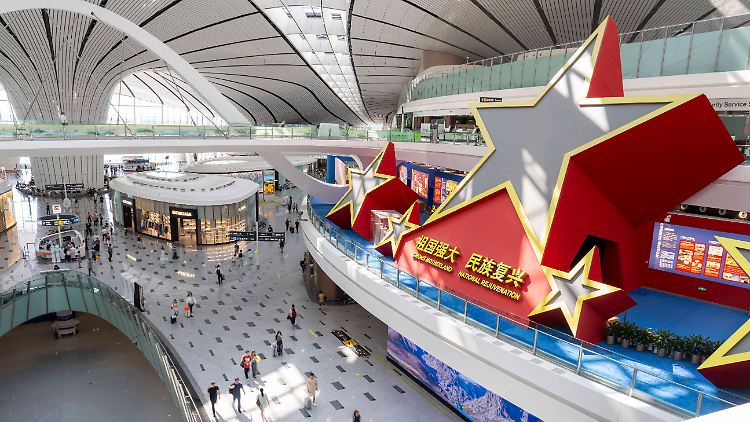 Beijing Daxing International Airport - Einreisende aus Staaten mit Mpox-Fällen haben es künftig schwerer.