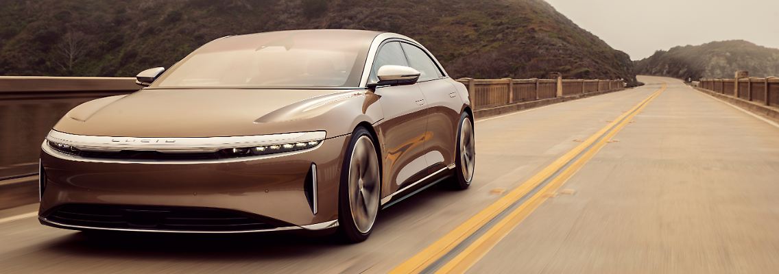 lucid-air-exterior-03.jpg