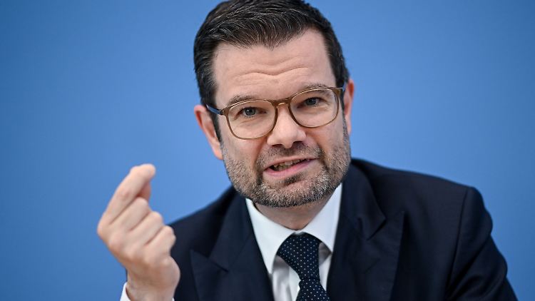Der derzeitige Bürgergeldsatz werde von vielen Menschen als ungerecht empfunden, sagt Buschmann.